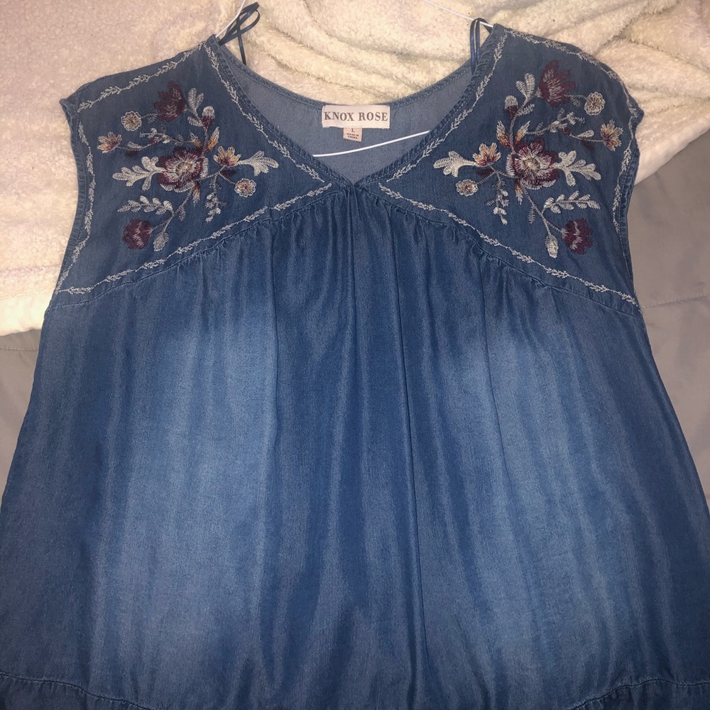 women’s blue blouse